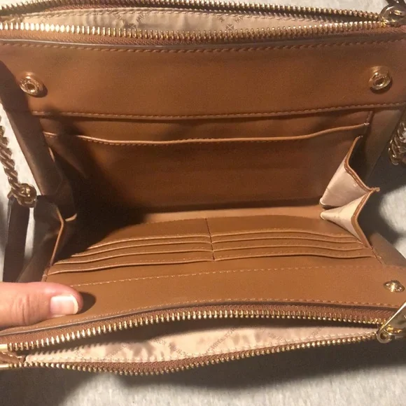 Michael Kors Bag - Picture 5 of 6